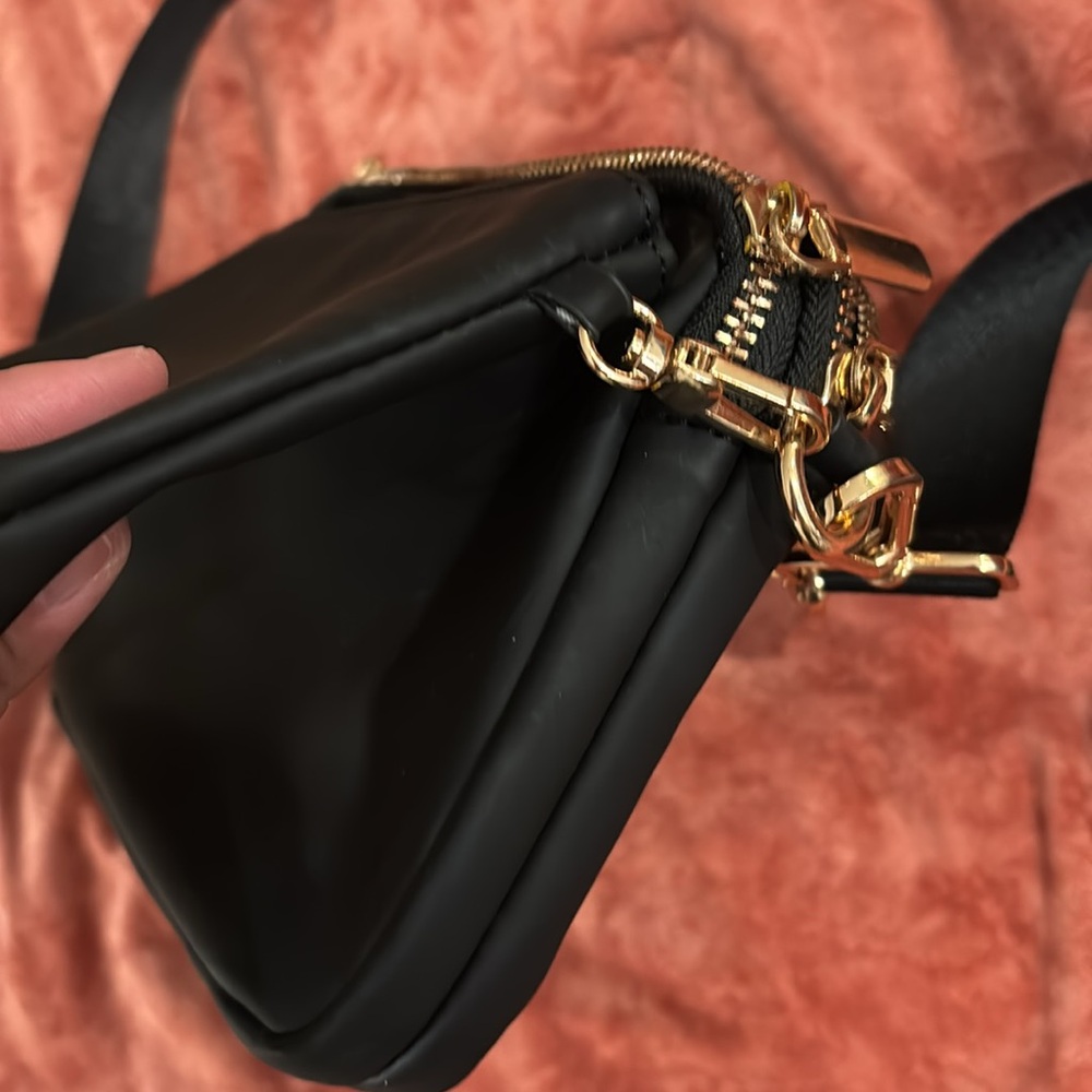 Purse - Picture 4 of 5